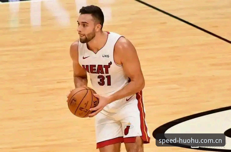 火狐体育苹果版 资深用户分享:从火狐体育平台看皇家社会如何用“自由转会”策略补强后防